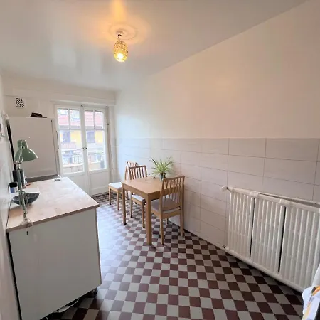 Logement A Jonction Apartament *
